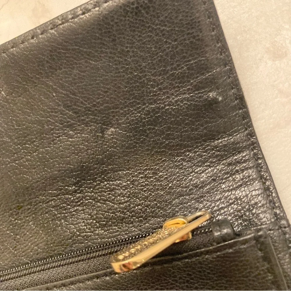 Michael kors black leather wallet